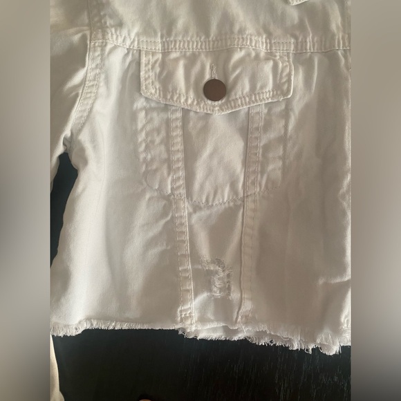 PrettyLittleThing Raw Edge Cropped White Denim Jacket Size 10 - Picture 5 of 12